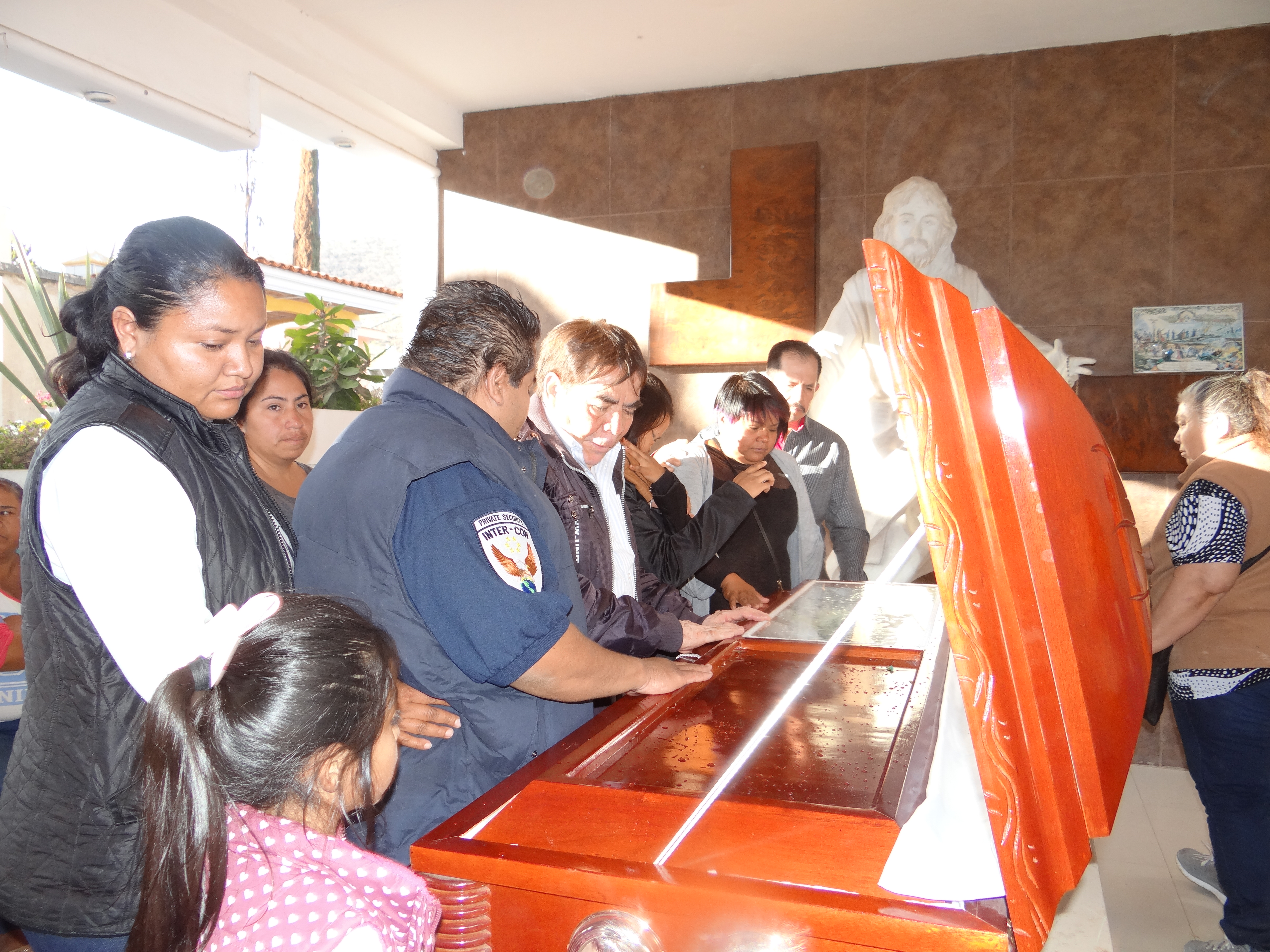 SEPELIO DE LA SEÑORA MARIA TERESA ZEPEDA VIUDA DE DE JARA.