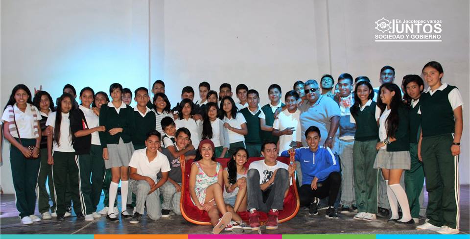 TODO UN EXITO,LA OBRA,,HAZME UN HIJO