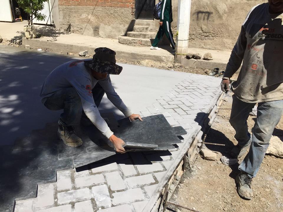 AVANCES DELA CALLE,DONATO GUERRA