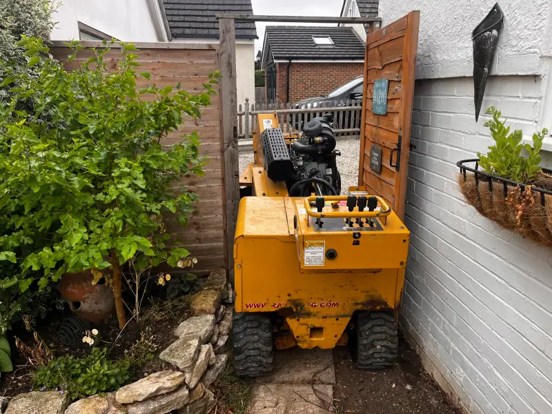 narrow access stump grinding farnham surrey
